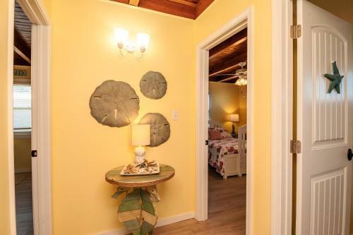 Lisa Lu By Oak Island Accommodations
