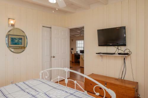 Smart Pelican By Oak Island Accommodations