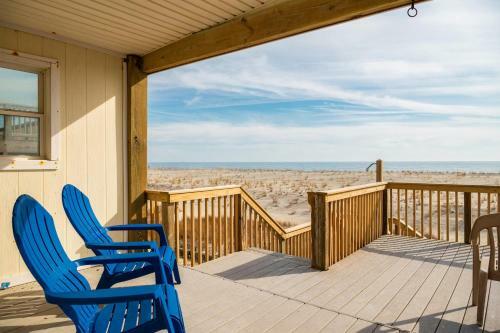 Smart Pelican By Oak Island Accommodations