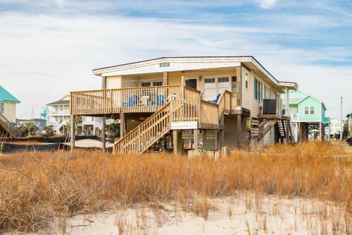 Smart Pelican By Oak Island Accommodations