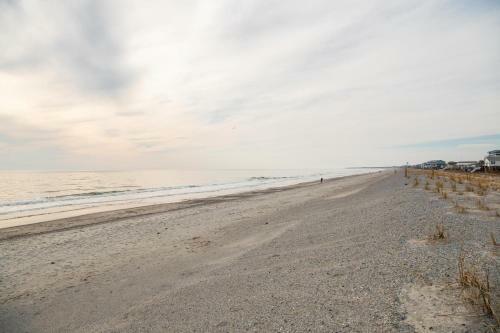 Smart Pelican By Oak Island Accommodations