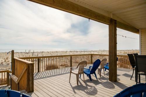 Smart Pelican By Oak Island Accommodations