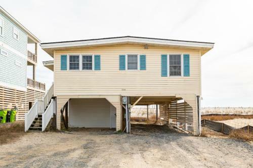 Smart Pelican By Oak Island Accommodations