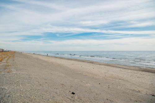 Smart Pelican By Oak Island Accommodations