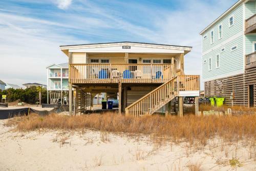 Smart Pelican By Oak Island Accommodations