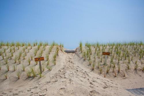 Summer Sands By Oak Island Accommodations