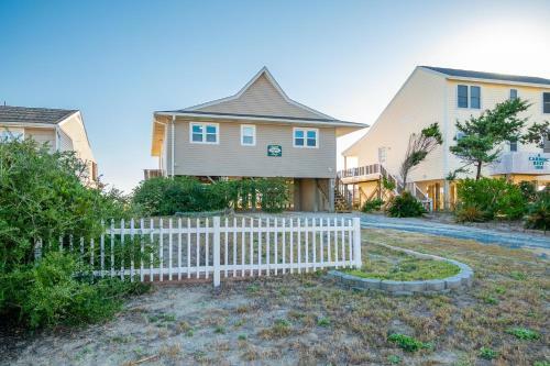 Lady Dune By Oak Island Accommodations