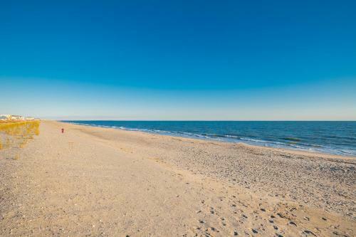 Lady Dune By Oak Island Accommodations