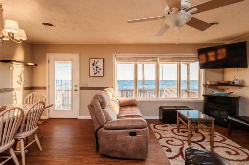Lady Dune By Oak Island Accommodations