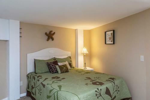 Island Tower By Oak Island Accommodations