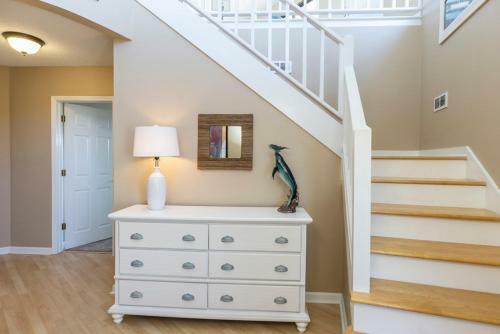 Island Tower By Oak Island Accommodations