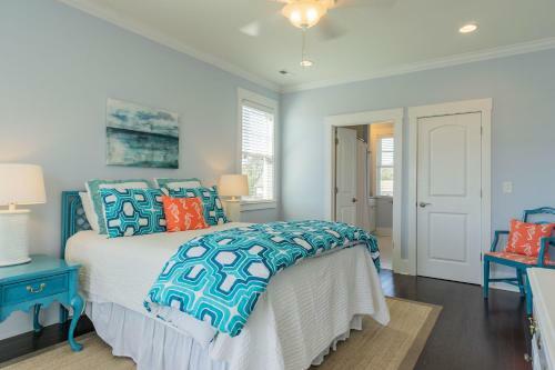 Kiki Hut By Oak Island Accommodations