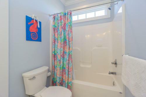 Kiki Hut By Oak Island Accommodations