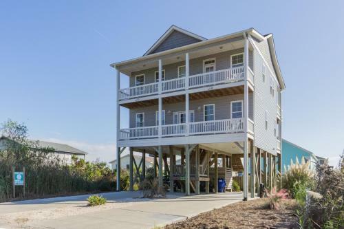 Kiki Hut By Oak Island Accommodations