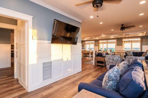 The Sandcastle By Oak Island Accommodations