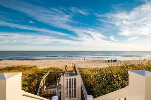 The Sandcastle By Oak Island Accommodations