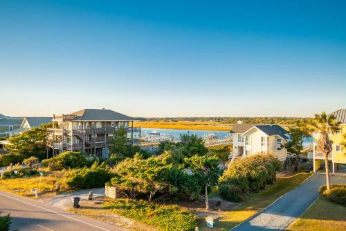 The Sandcastle By Oak Island Accommodations
