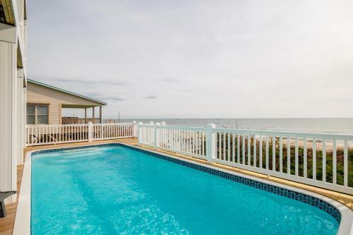 The Sandcastle By Oak Island Accommodations