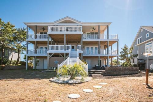 Kings Lynn Inn By Oak Island Accommodations