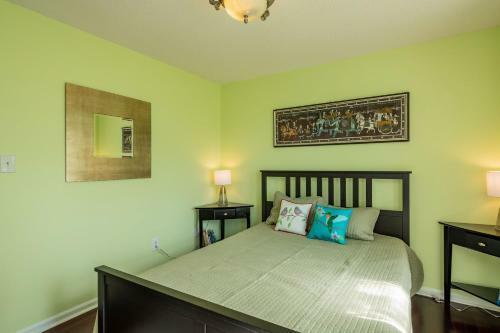 Dockside Paradise By Oak Island Accommodations