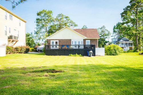 Dockside Paradise By Oak Island Accommodations