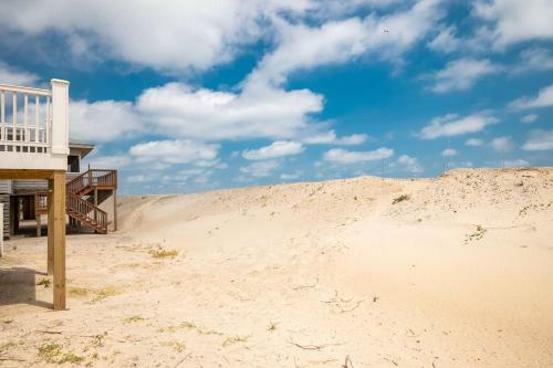 Dunes By Oak Island Accommodations