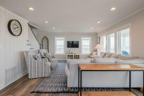 Dunes By Oak Island Accommodations