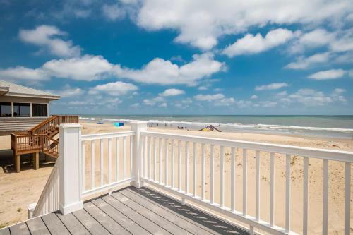 Dunes By Oak Island Accommodations