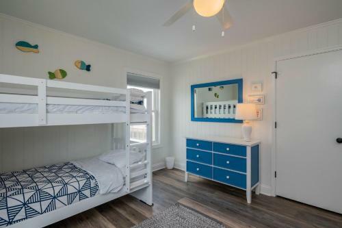 Dunes By Oak Island Accommodations