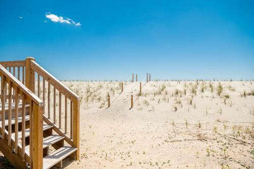 Divine Intervention By Oak Island Accommodations