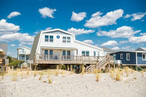 Divine Intervention By Oak Island Accommodations