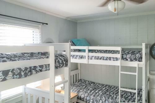 Intracoastal Cottage