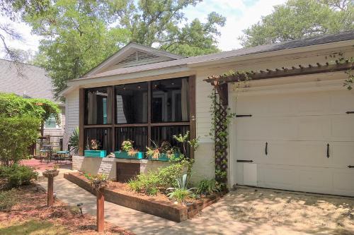 Intracoastal Cottage