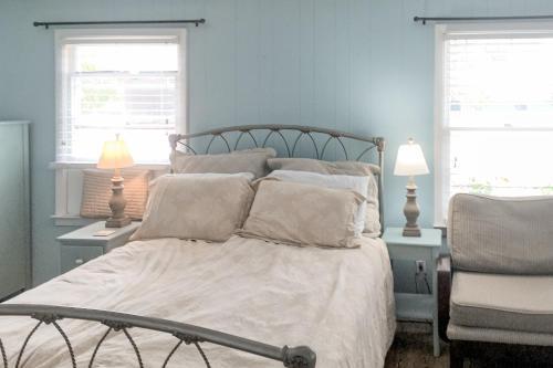 Intracoastal Cottage