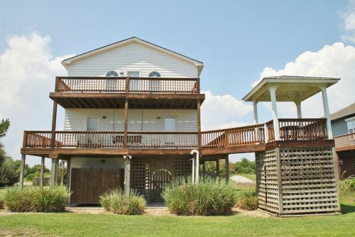 Heron Pointe By Oak Island Accommodations