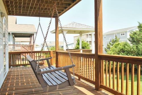 Heron Pointe By Oak Island Accommodations
