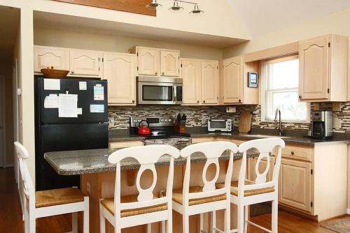 Heron Pointe By Oak Island Accommodations