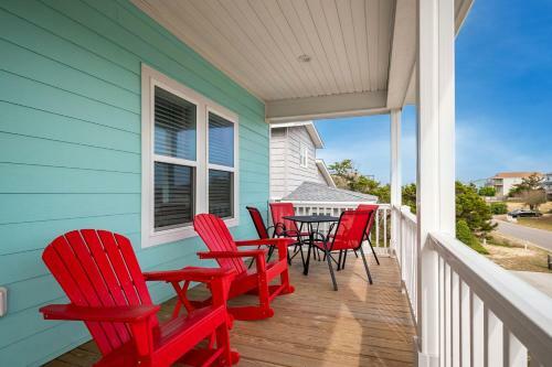 Glide Path By Oak Island Accommodations