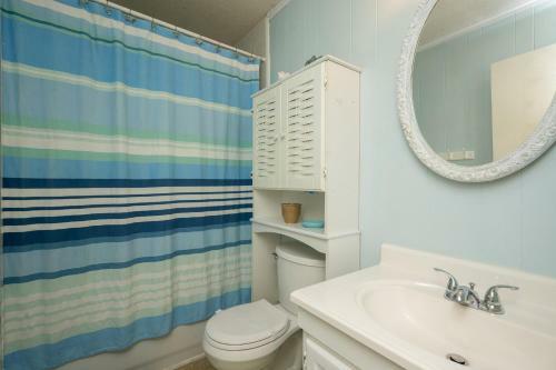 Pearls Place By Oak Island Accommodations