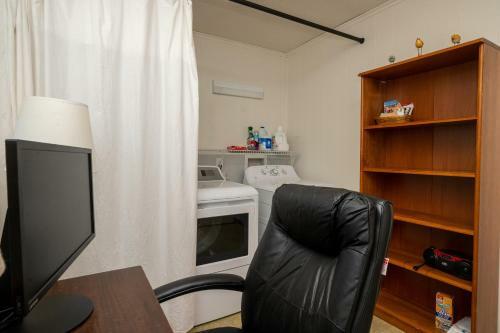 Pearls Place By Oak Island Accommodations