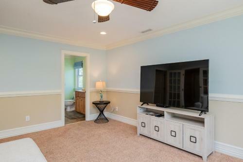 Sea Haven By Oak Island Accommodations