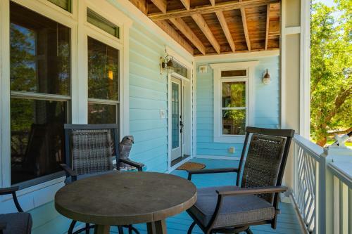 Sea Haven By Oak Island Accommodations