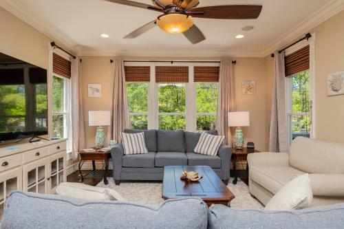 Sea Haven By Oak Island Accommodations