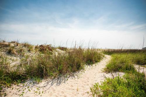 Sea Sage By Oak Island Accommodations