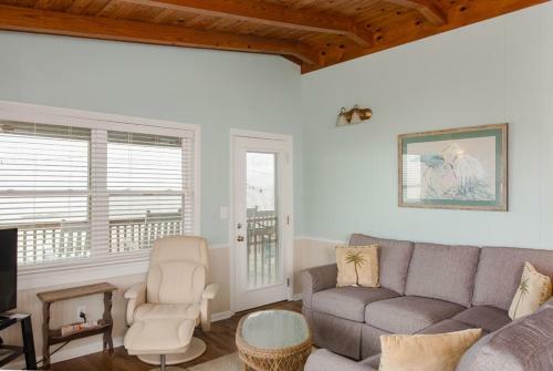 Salt Life By Oak Island Accommodations