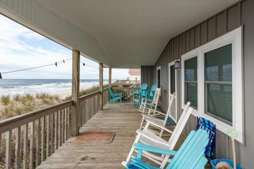Salt Life By Oak Island Accommodations