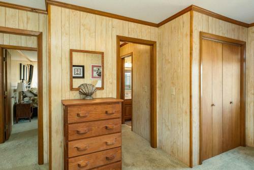 Paradise On Poles By Oak Island Accommodations