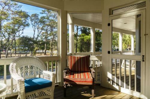 Rey Del Mar By Oak Island Accommodations