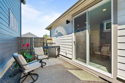 Porch Swing Home