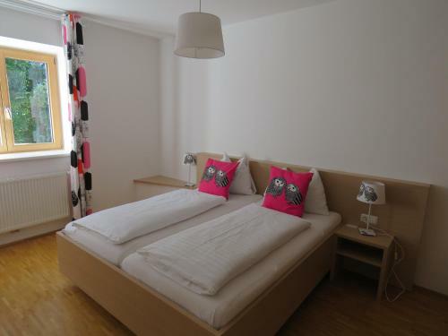 Hostal G�stehaus St. Anna